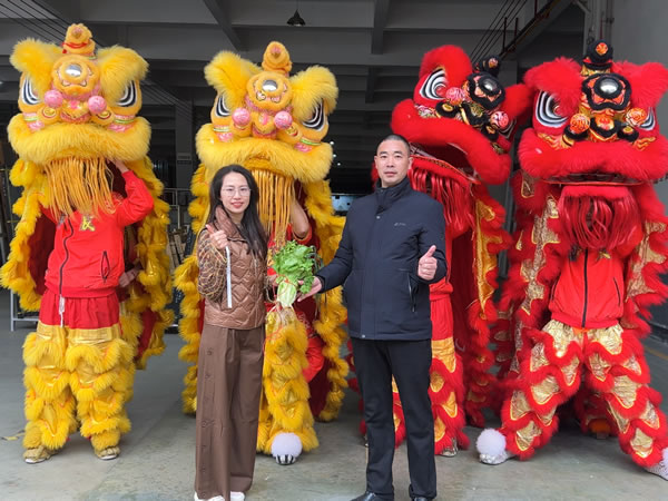 万事兴龙 · 舞狮献瑞丨圣梵诺门窗2024开工仪式隆重举行！蓄势起航！