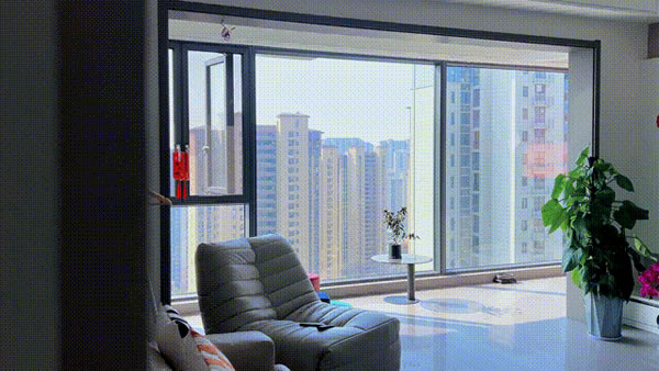 伊盾门窗·实景案例丨七米大阳台装上落地窗，是装修最正确的决定